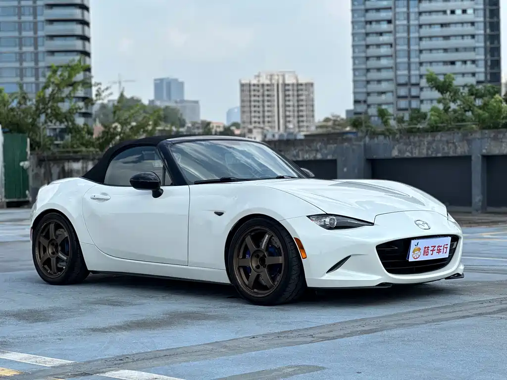 Mazda MX-5 — миниатюра 4