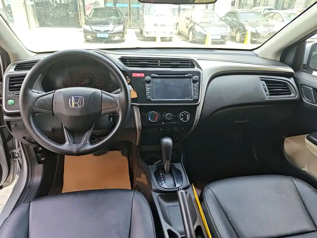 Honda City — миниатюра 10