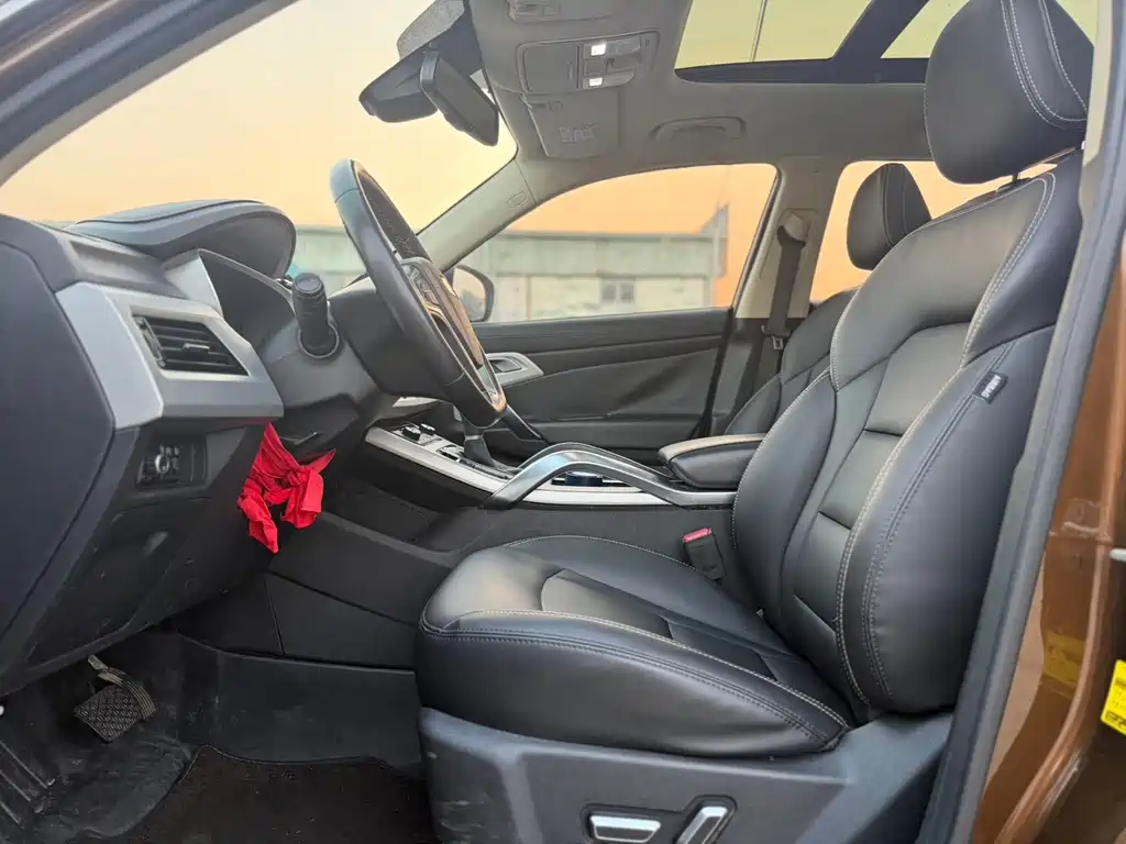 Geely Boyue — миниатюра 5