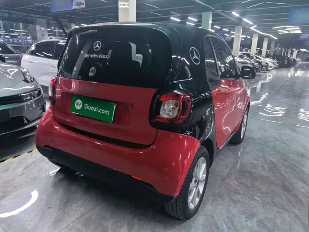 smart Smart Fortwo — миниатюра 7