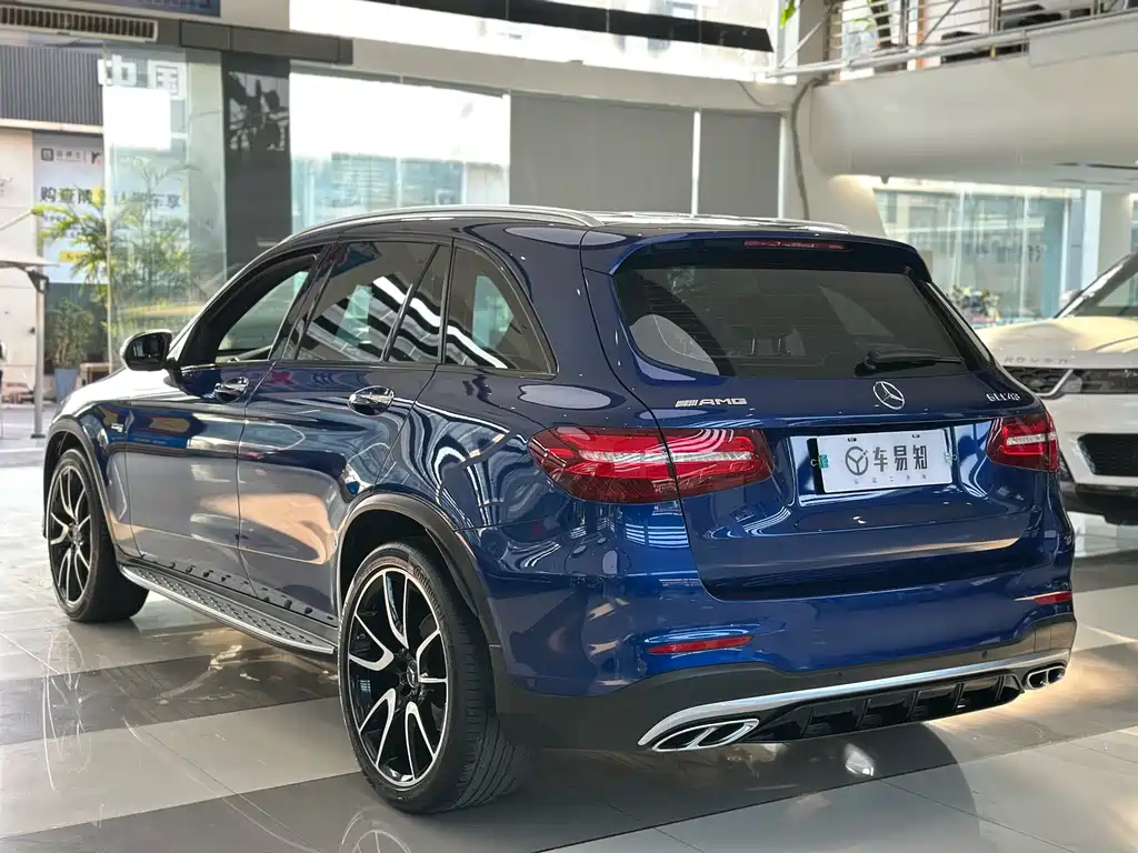 MERCEDES-BENZ GLC AMG