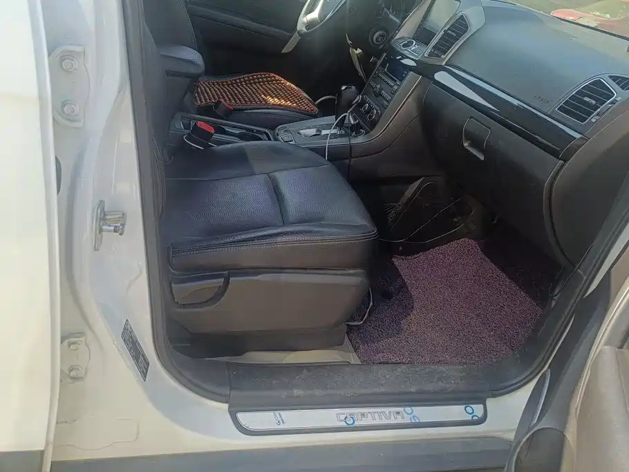 Chevrolet Captiva — миниатюра 8