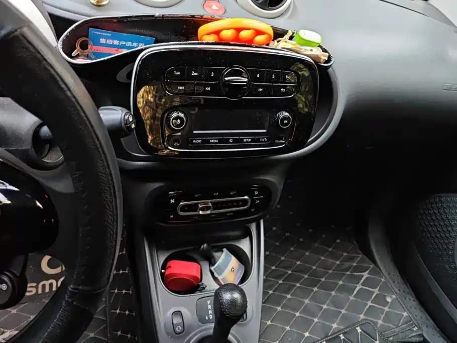 smart Smart Fortwo — миниатюра 13