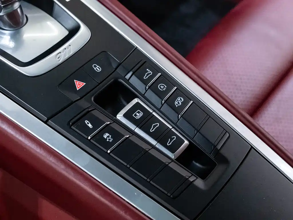 Porsche 911 — миниатюра 12