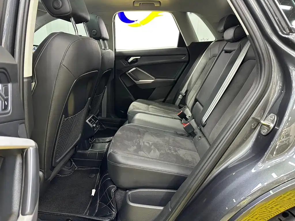 Audi Q3 — миниатюра 11