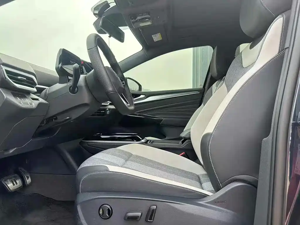 VOLKSWAGEN ID.4 CROZZ