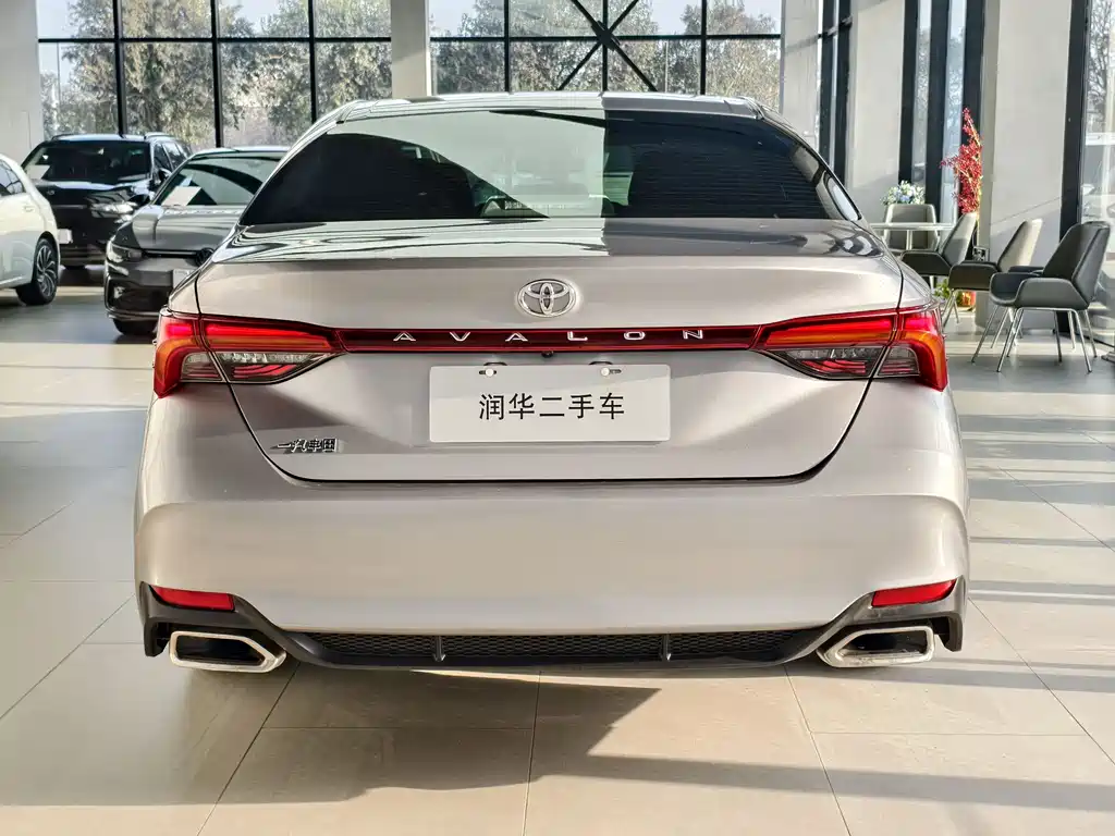 TOYOTA ASIAN DRAGON