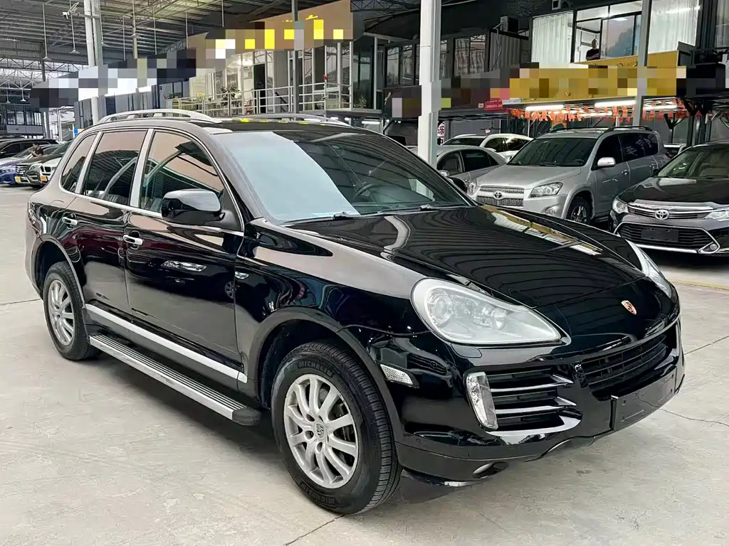Porsche Cayenne — миниатюра 3