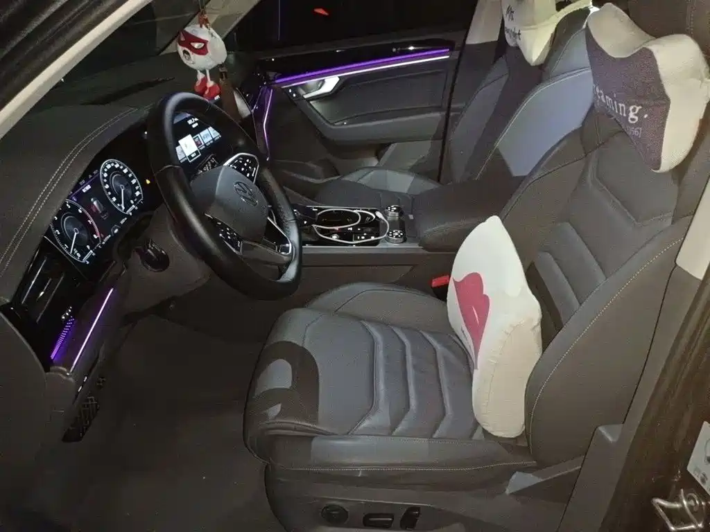 Volkswagen Touareg — миниатюра 16