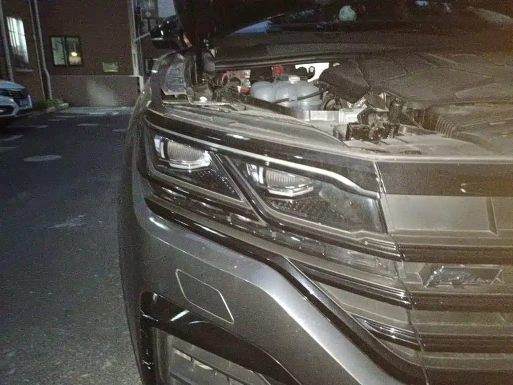 Volkswagen Touareg — миниатюра 7