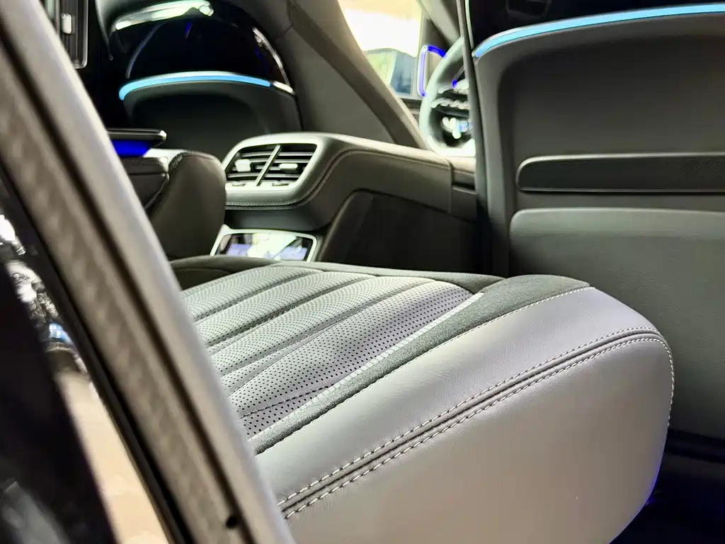 Mercedes-Benz GLS AMG — миниатюра 39