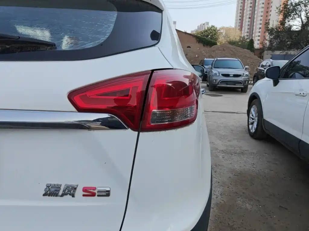 JAC Refine S3 — миниатюра 8