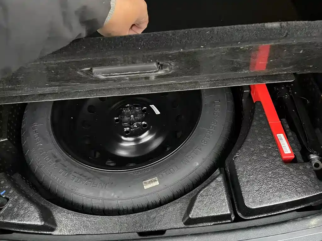 GEELY AUTOMOBILE BOYUE