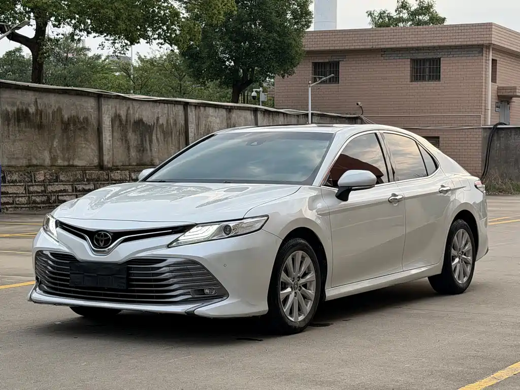 Toyota Camry 2018