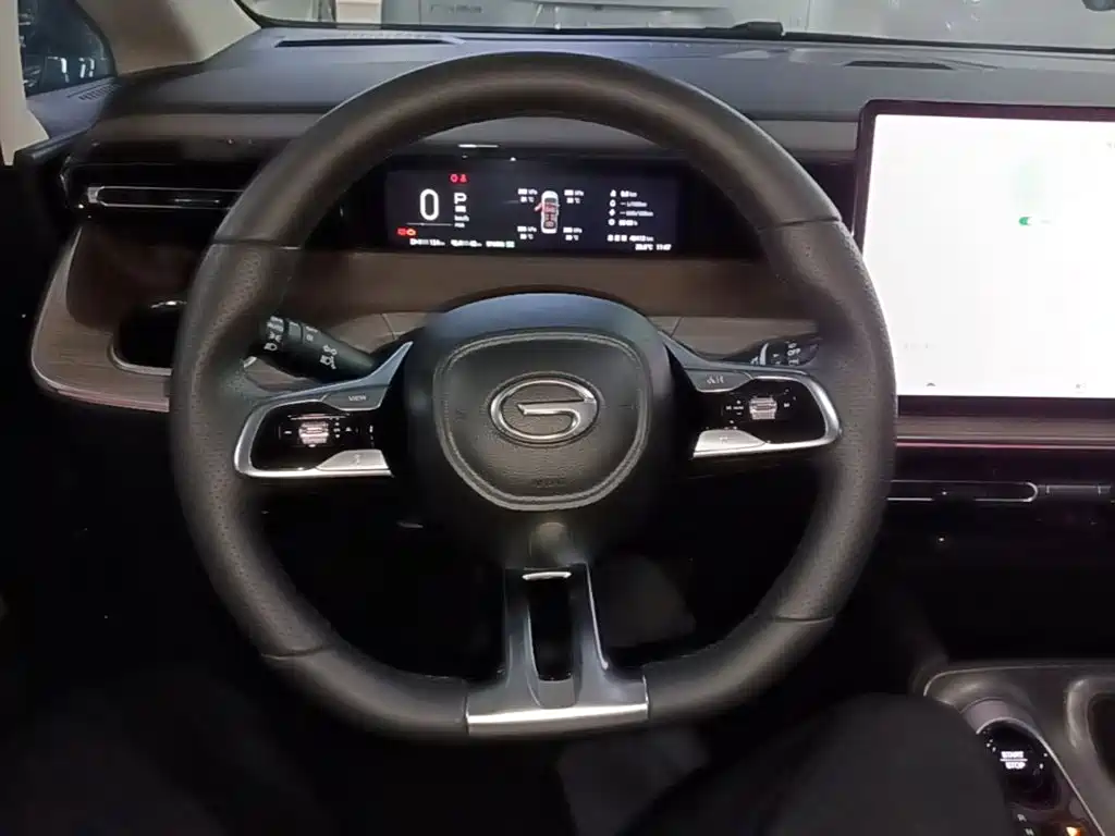 GAC Motor Trumpchi E8 PHEV — миниатюра 11