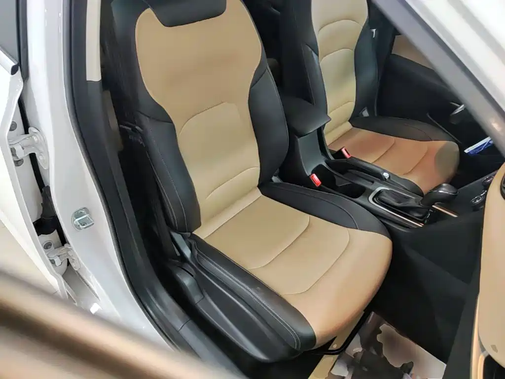 Chevrolet Monza — миниатюра 25