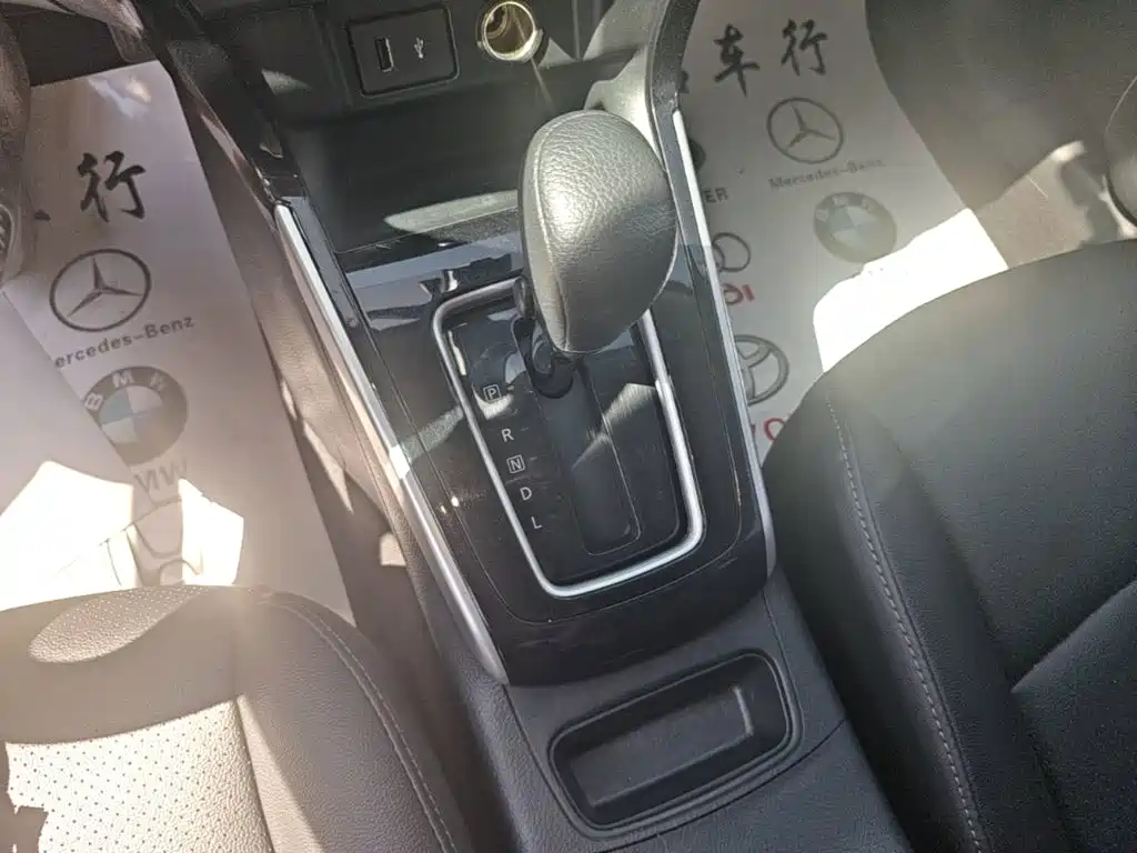 Nissan Sylphy — миниатюра 14