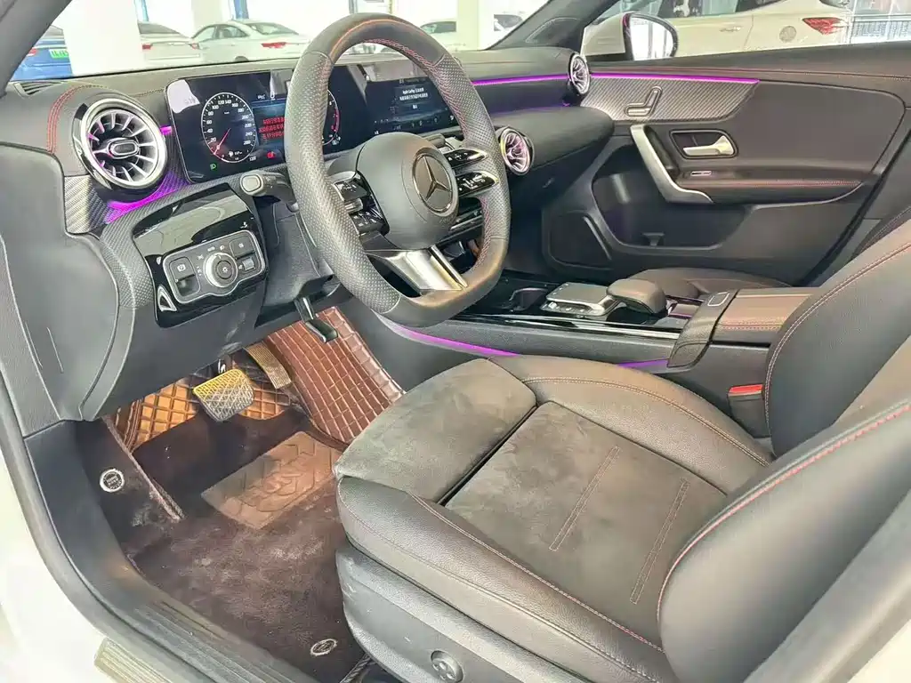 MERCEDES-BENZ A CLASS