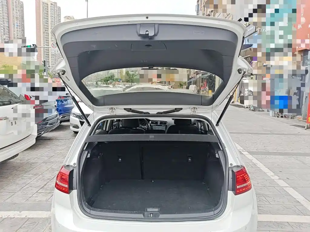 Volkswagen Golf — миниатюра 19