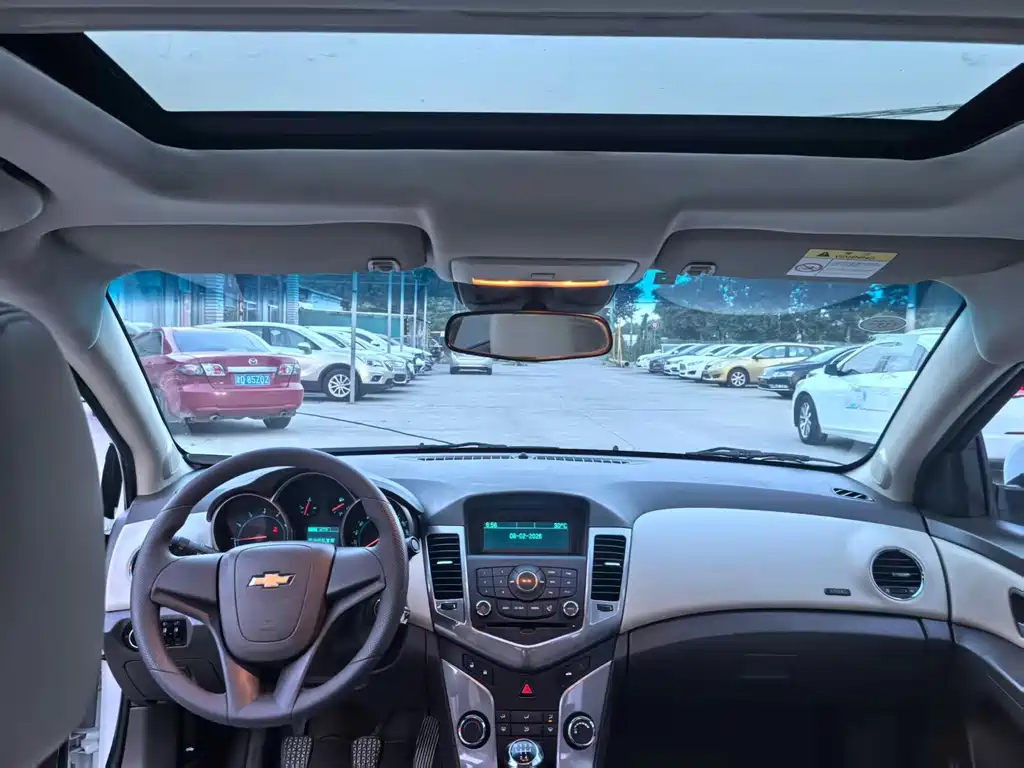 Chevrolet Cruze — миниатюра 8