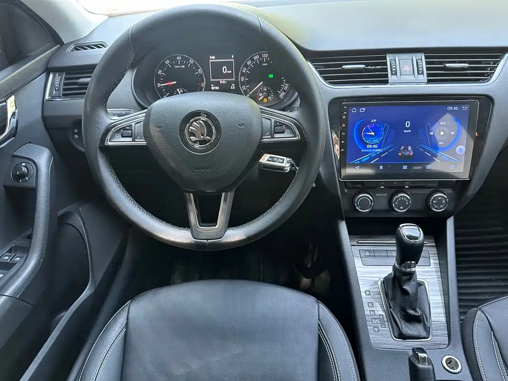 Skoda Octavia — миниатюра 6