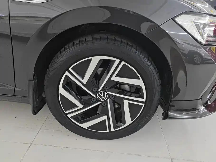 Volkswagen Sagitar — миниатюра 6