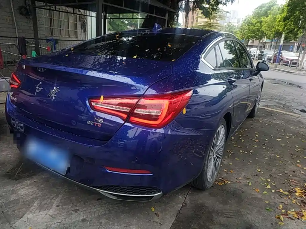 Hongqi H5 2022 1.5T DCT