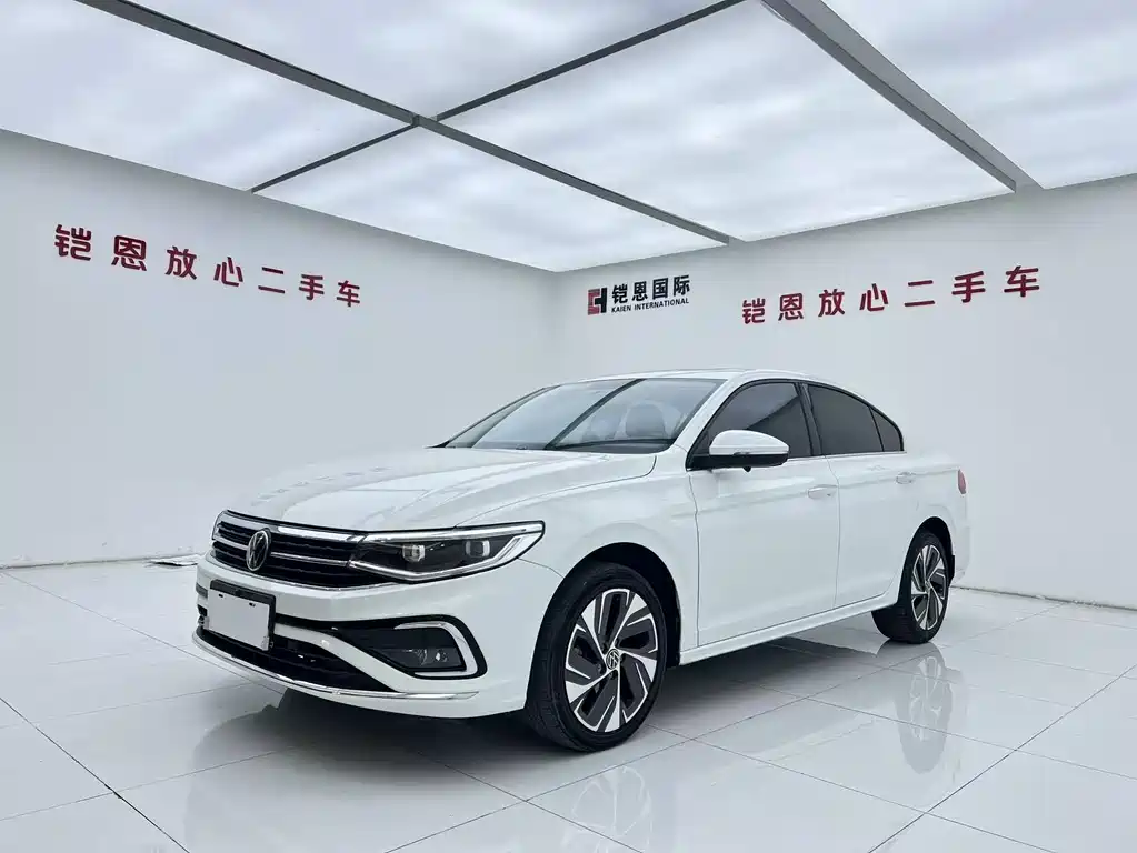 Volkswagen Bora 2023