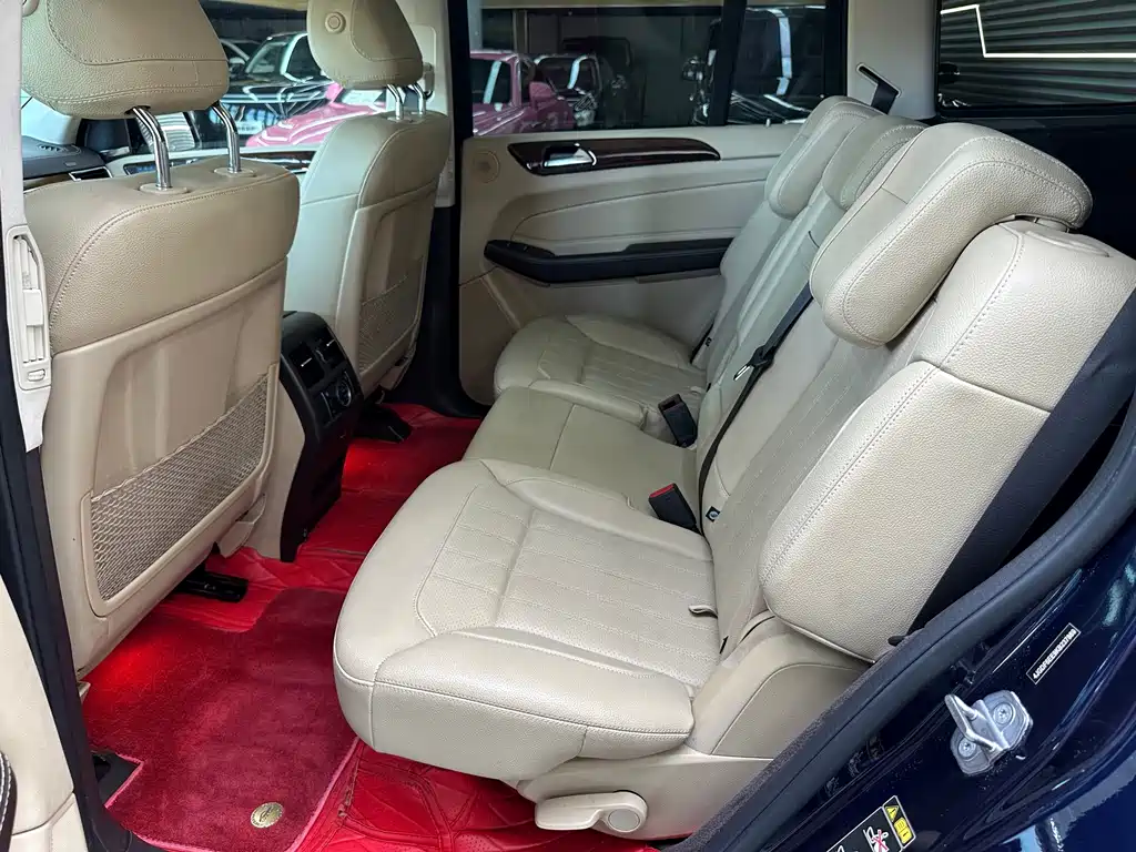 Mercedes-Benz GLS — миниатюра 6