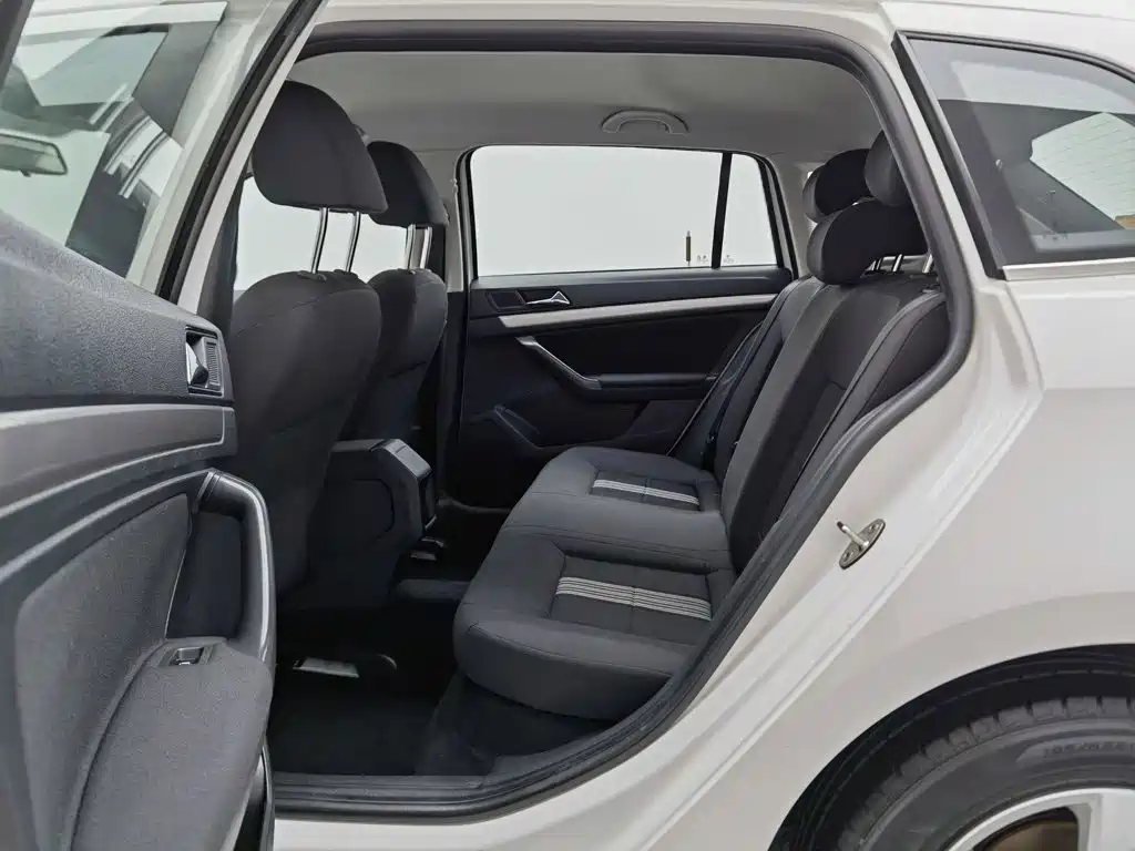 Volkswagen Gran Lavida — миниатюра 15