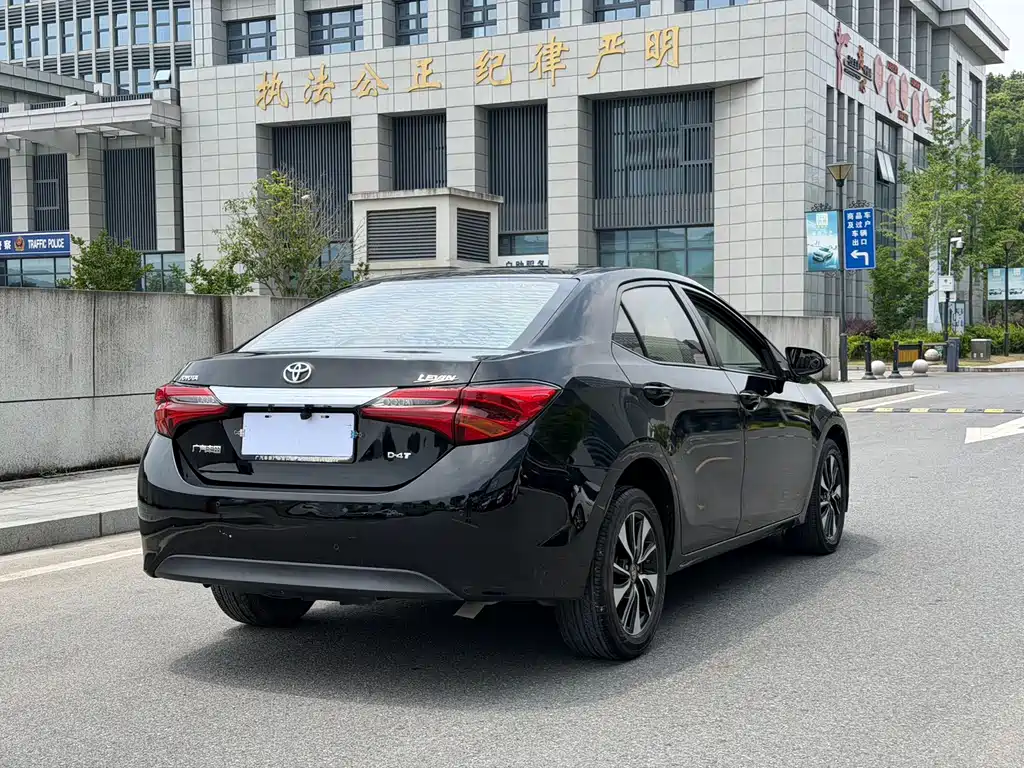 Toyota Corolla Levin 2018 185T CVT Luxury V