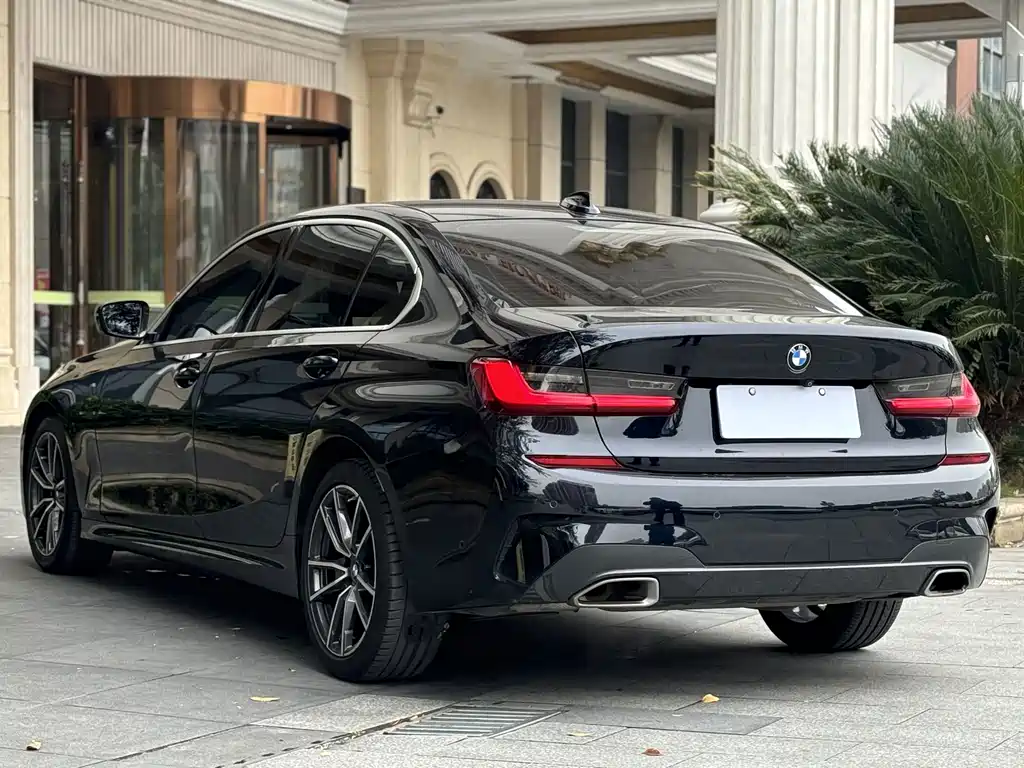 BMW 3 Series — миниатюра 10