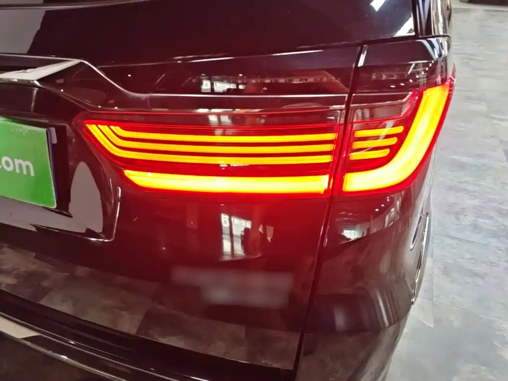 Honda Elysion — миниатюра 8