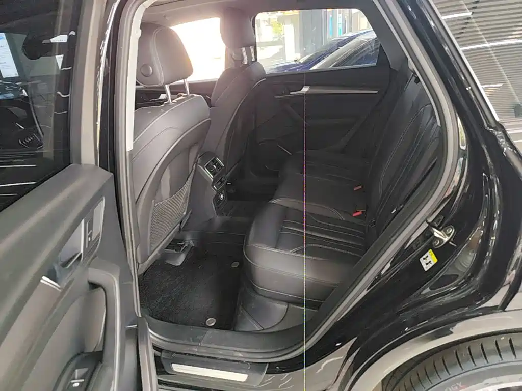 Audi Q5L — миниатюра 17