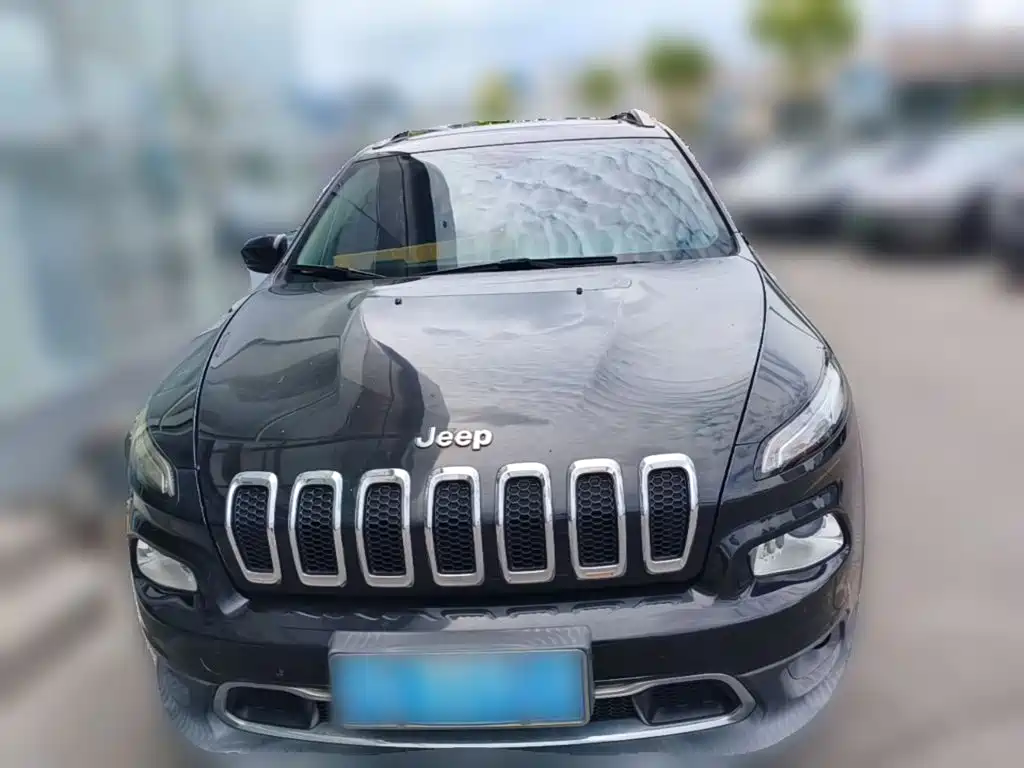 Jeep Cherokee — миниатюра 5