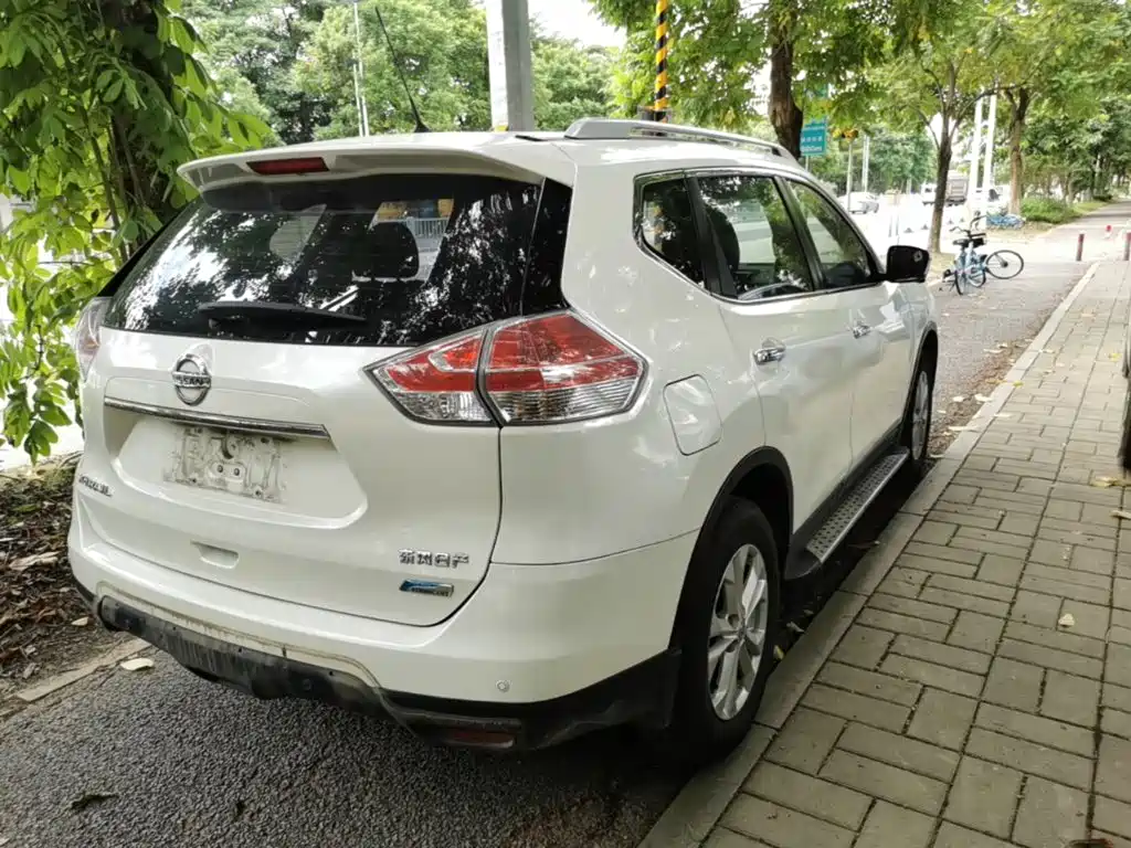 Nissan X-Trail — миниатюра 7