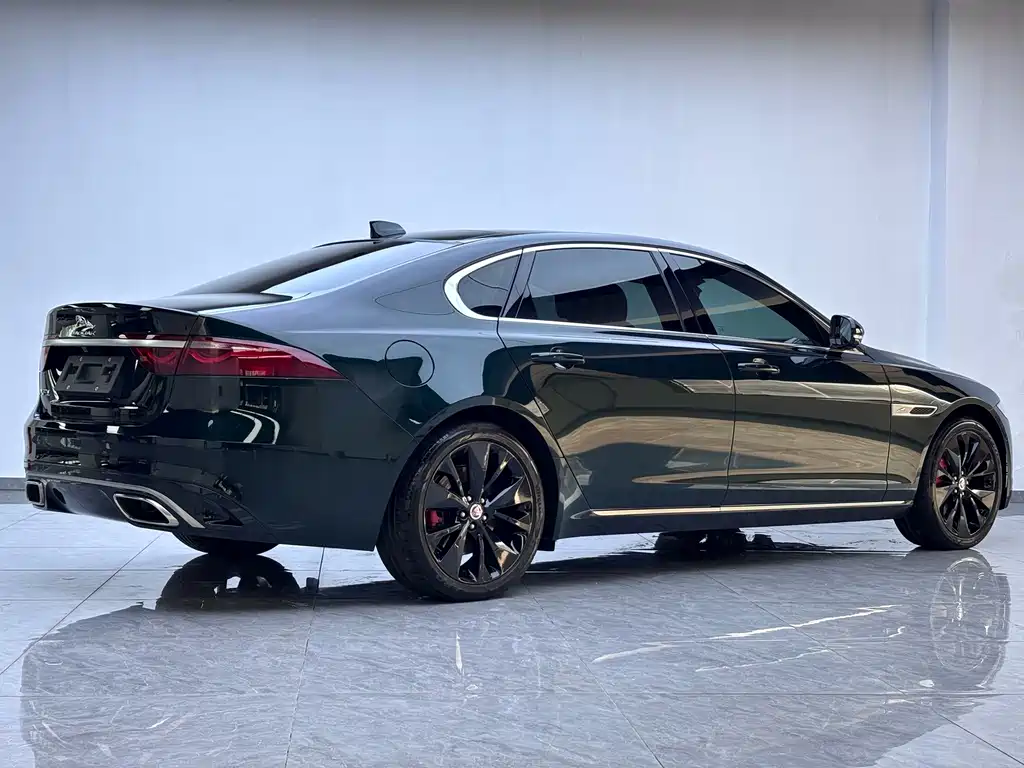 Jaguar XFL — миниатюра 17