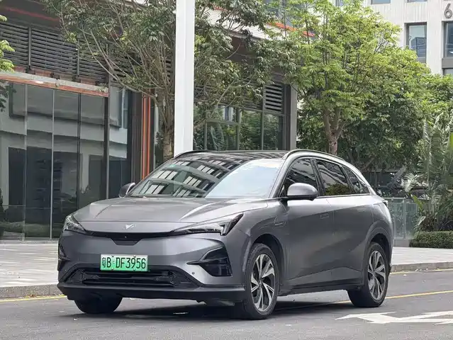 ARCFOX Alpha S