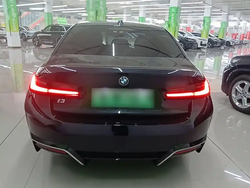 BMW i3 2024 eDrive 35 L