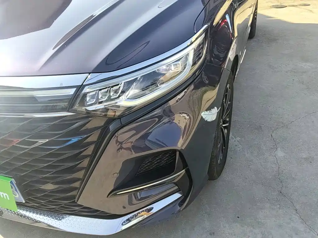 Roewe iMAX8 — миниатюра 24