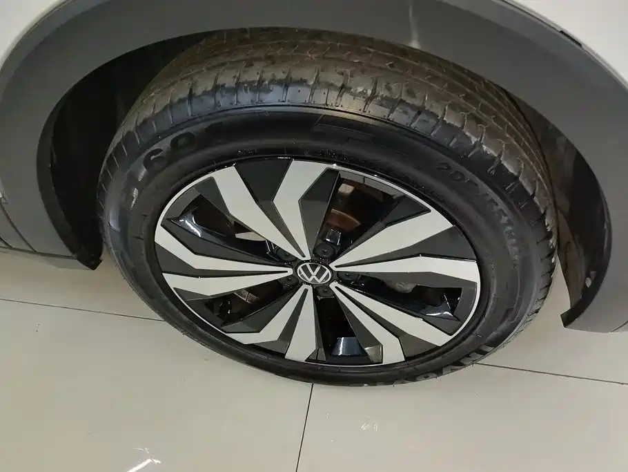 Volkswagen Tharu — миниатюра 6