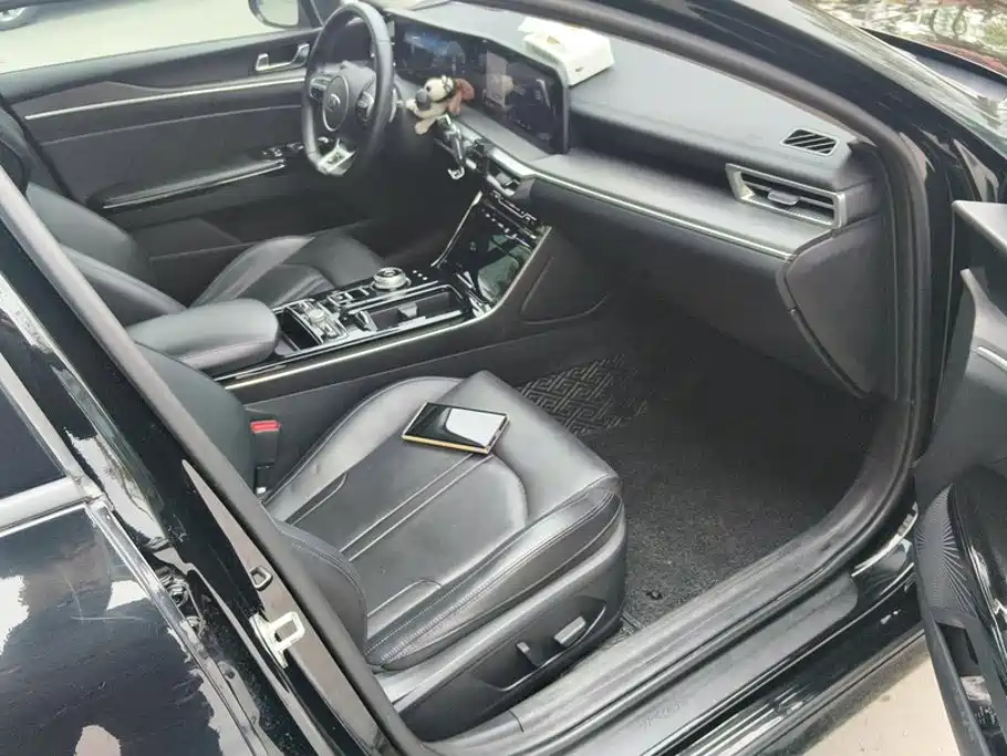 Kia K5 — миниатюра 8