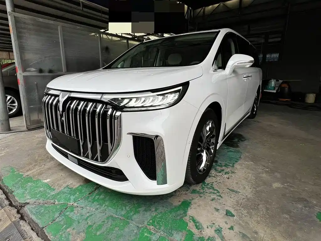 LANTU AUTOMOBILE LANTU DREAMER