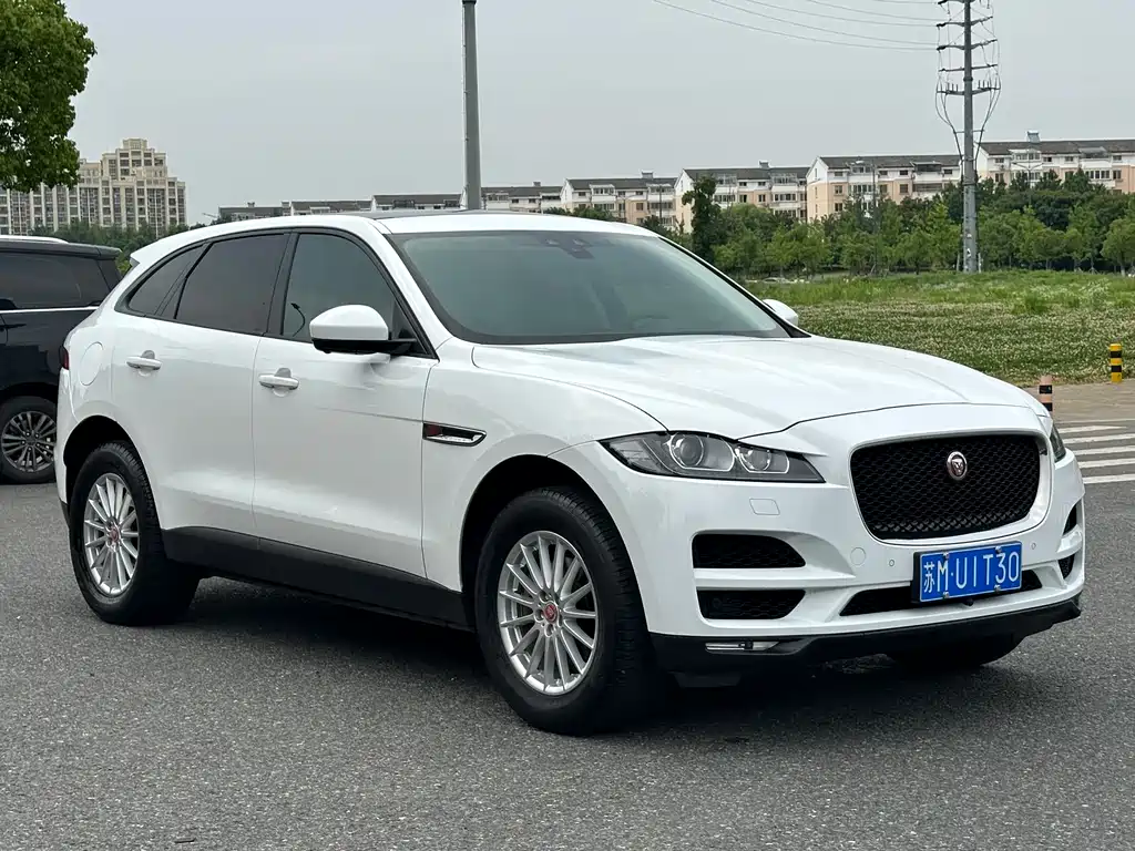 Jaguar F-Pace 2018 2.0T Premium
