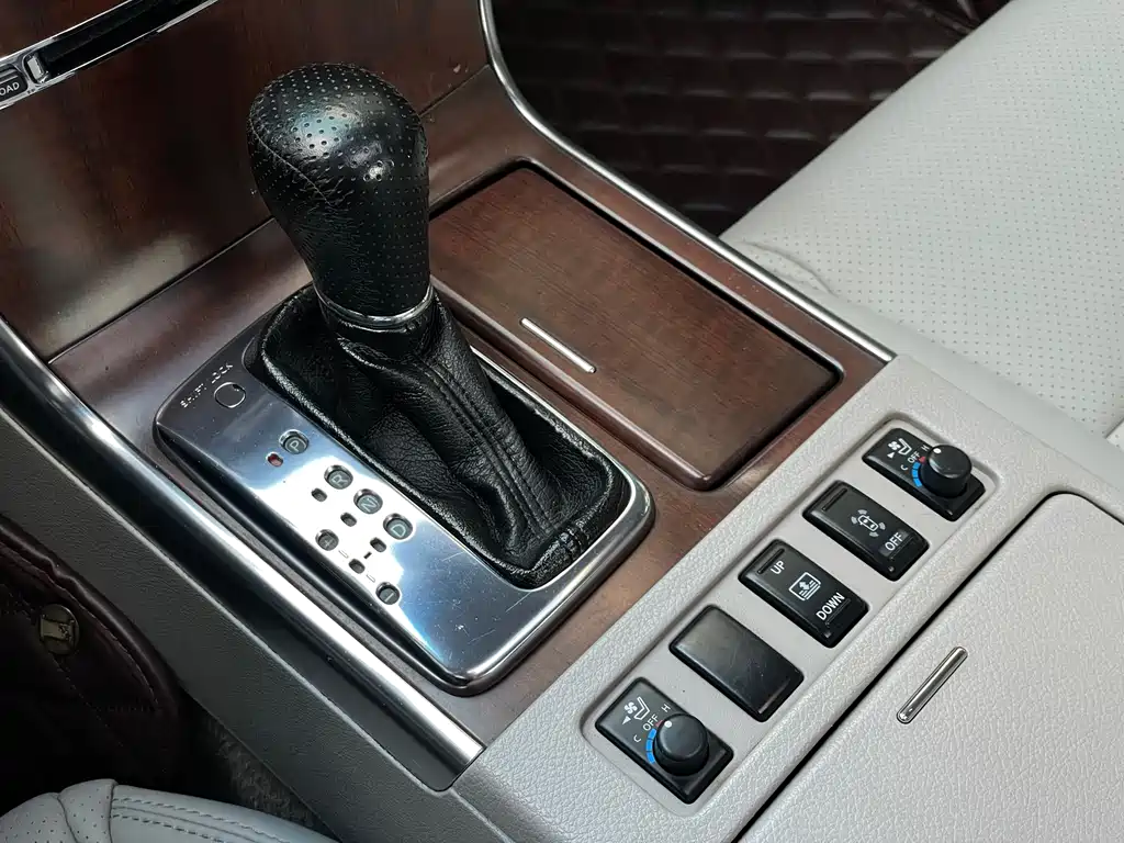 Infiniti M 2008 M35