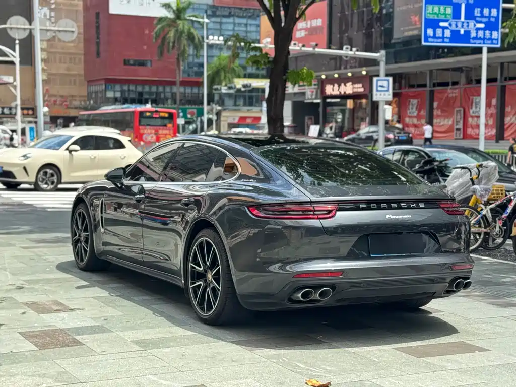 Porsche Panamera — миниатюра 7