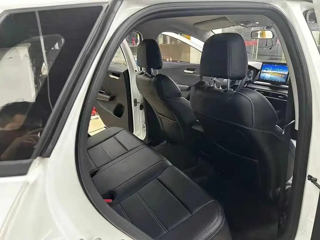 BYD e2 — миниатюра 9