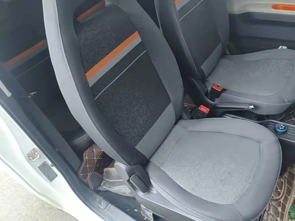 Wuling MINIEV — миниатюра 25