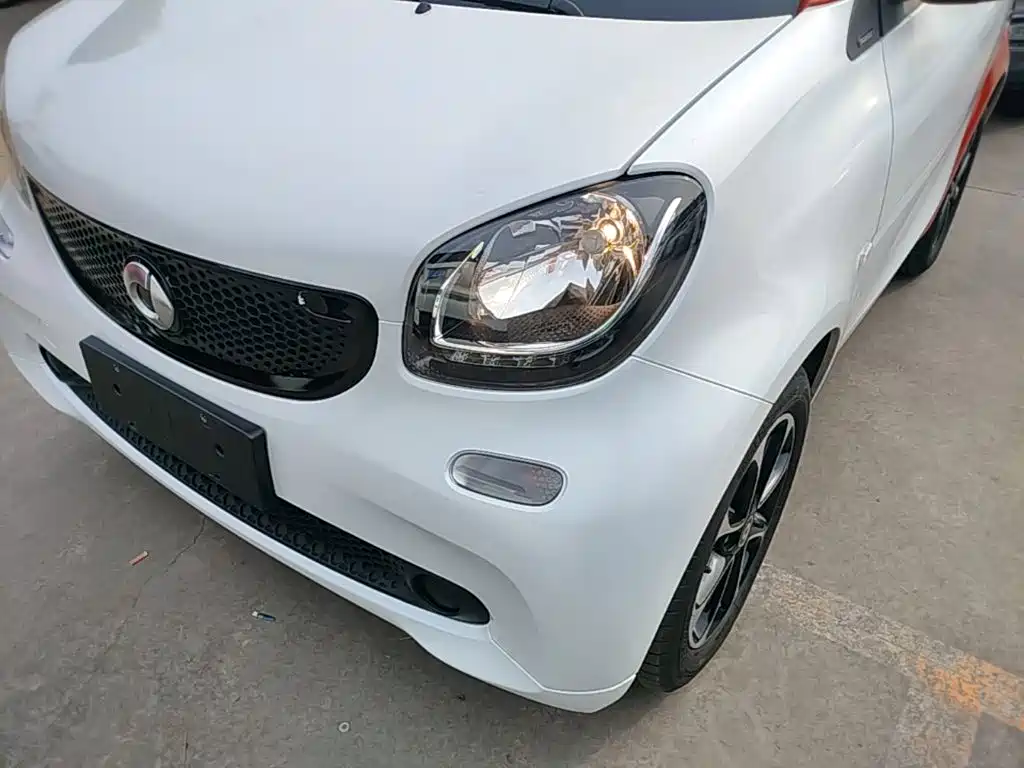 smart Smart Fortwo — миниатюра 24