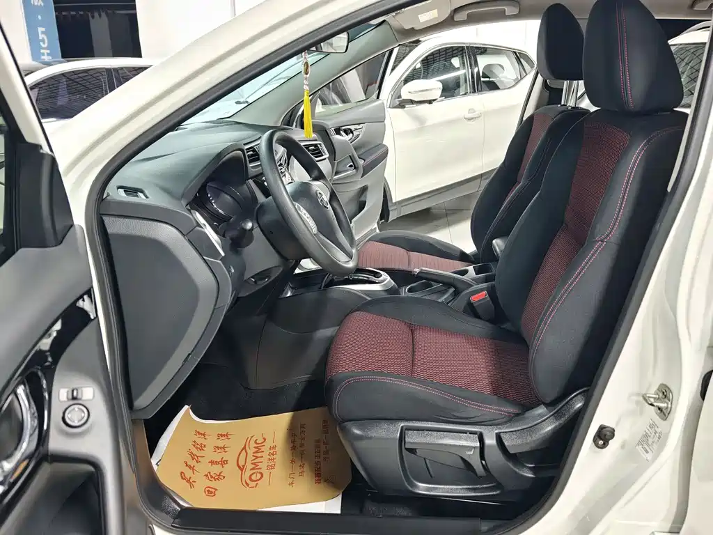 Nissan Qashqai — миниатюра 5